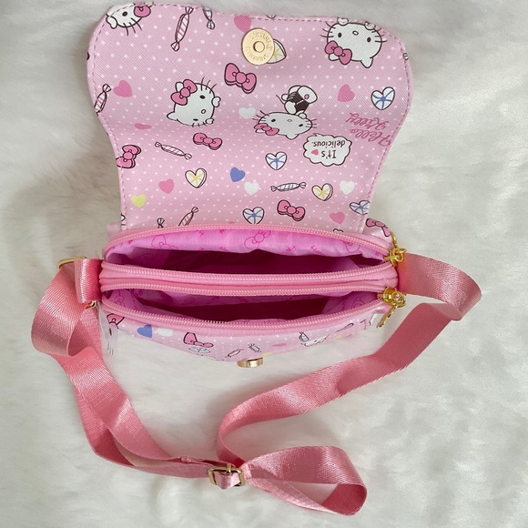 Super Cute Hello Kitty with Snack Cart Hand/Shoulder/Body Bag with Double Zipper - Picture 5 of 7